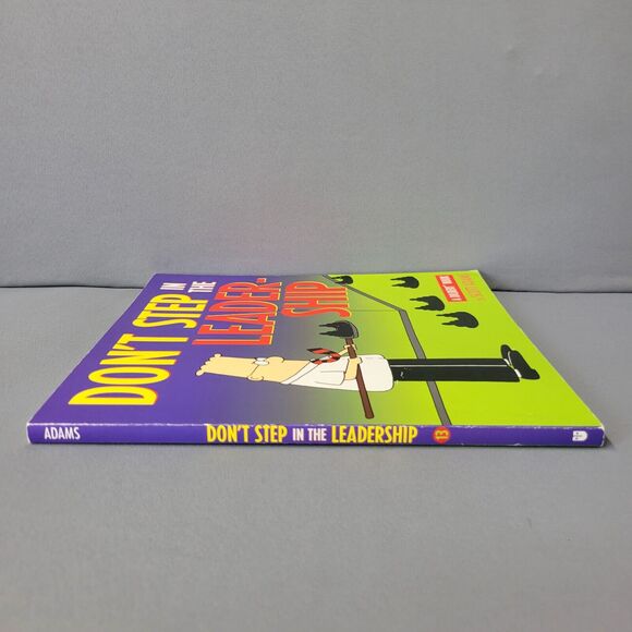 Delbert: Don't Step In The Leader-Ship Book Comics 1999 Scott Adams Paperback - Picture 5 of 10